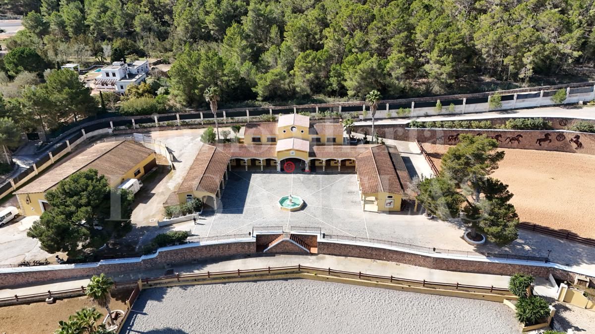 西班牙Balearic IslandsSant Antoni de Portmany的公寓，Sant Rafel de Sa Creu，编号76410525