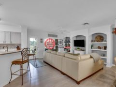 美国佛罗里达州维罗海滩的公寓，5035 Fairways Circle Unit# C204，编号77026699