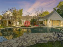 美国加州比佛利山庄的独栋别墅，821 North Whittier Drive，编号76611087